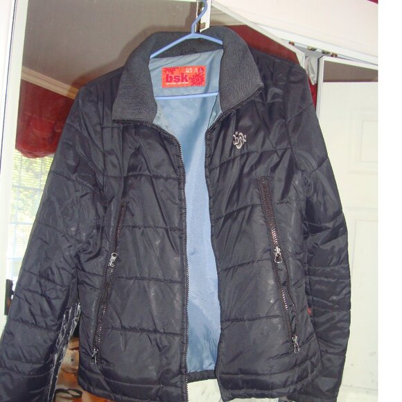 Black Winter Coat with Blue lining Women Size S-M - Picture 1 of 1